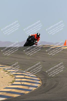 media/Mar-28-2022-Superbike Trackdays (Mon) [[b8603d0f67]]/Open Track Time/Turns 9 and 10/